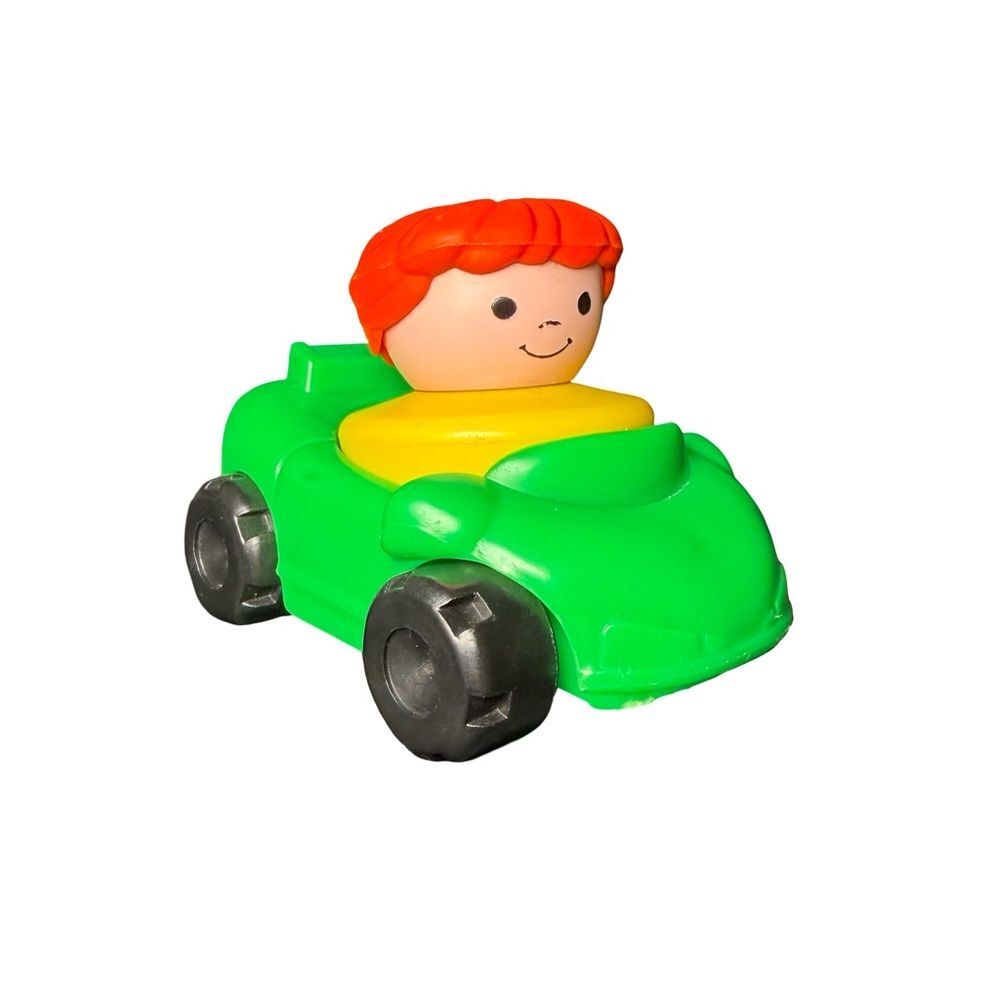 Vtg Fisher Price Little People Chunky 1990s Green Car w/ Yellow/Blue Girl Figure